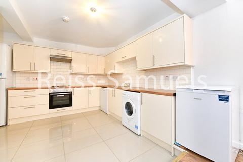 5 bedroom terraced house to rent, Ferry Street, Isle of dogs, London E14