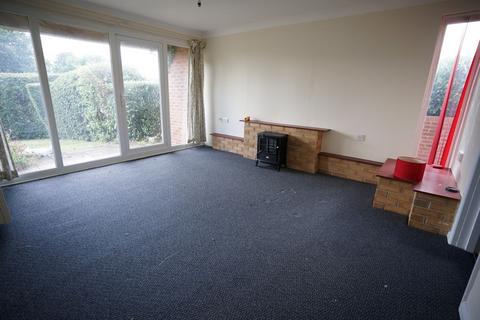 1 bedroom flat to rent, Knightthorpe Court Burns Road LOUGHBOROUGH Leicestershire