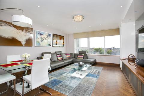 2 bedroom penthouse to rent - Marlborough Court, Marlborough Road, Chiswick, London, W4