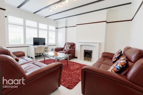 4 bedroom terraced house to rent, Warlingham Road, Thornton heath