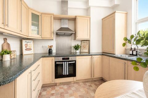 2 bedroom apartment for sale, Tewkesbury Terrace, London, N11