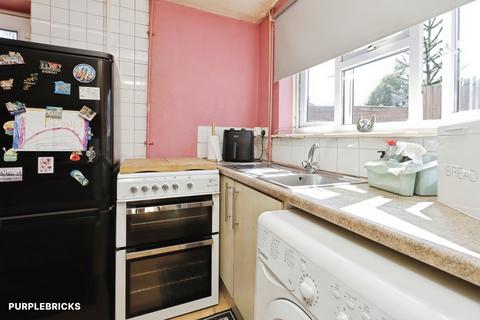 2 bedroom semi-detached house for sale, Grove Crescent, Bridgnorth, WV15