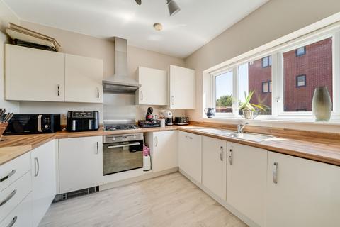 3 bedroom semi-detached house for sale, Craven Close, Lightmoor, TF4
