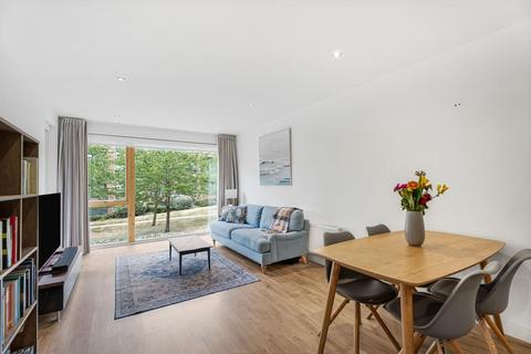 2 bedroom flat for sale, Olivia Court, Ebony Crescent, Cockfosters, EN4