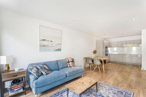 2 bedroom flat for sale, Olivia Court, Ebony Crescent, Cockfosters, EN4