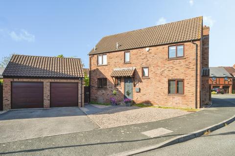 4 bedroom detached house for sale, Farriers Reach, CHELTENHAM, Gloucestershire, GL52