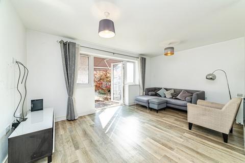 3 bedroom semi-detached house to rent, Lawrence Place, Shinfield, Reading, RG2