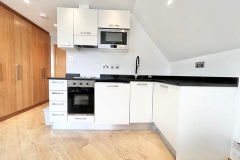 Studio to rent, 21 Frognal, LONDON NW3