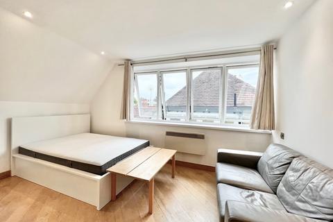 Studio to rent, 21 Frognal, LONDON NW3