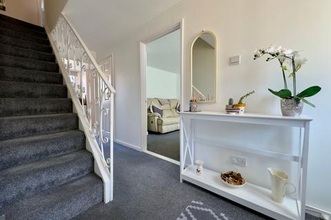 3 bedroom end of terrace house for sale, Bucksburn Walk, Leicester, LE4