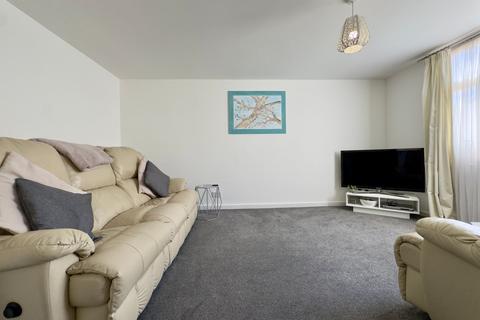 3 bedroom end of terrace house for sale, Bucksburn Walk, Leicester, LE4
