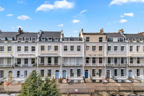 2 bedroom apartment to rent, Royal York Crescent, Bristol, Somerset, BS8