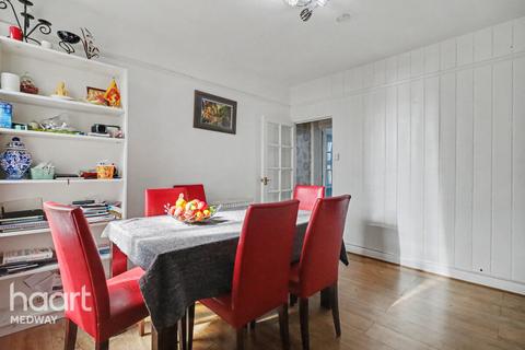 2 bedroom terraced house for sale, Charles Street, Rochester