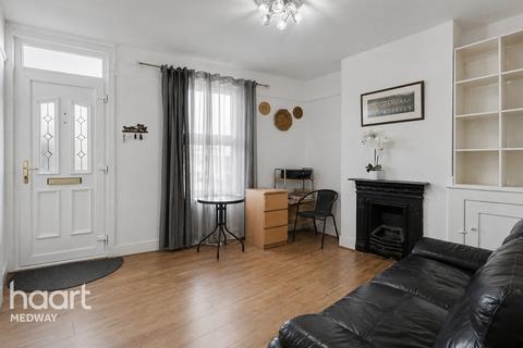 2 bedroom terraced house for sale, Charles Street, Rochester
