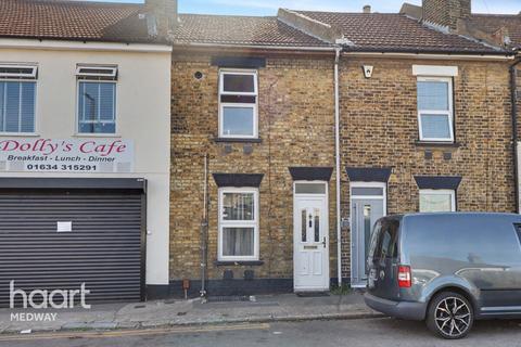 2 bedroom terraced house for sale, Charles Street, Rochester
