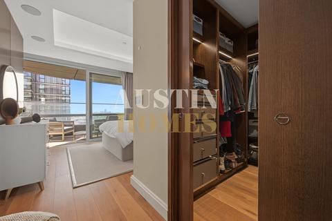 3 bedroom flat to rent, Canaletto Tower, EC1V