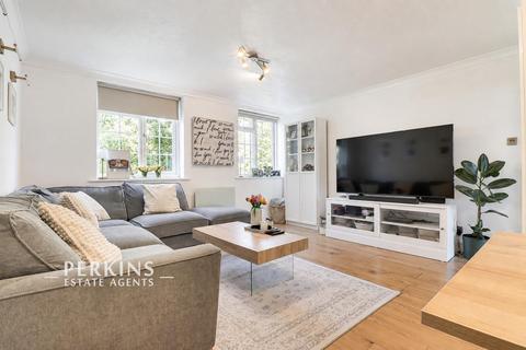 Greenford, UB6