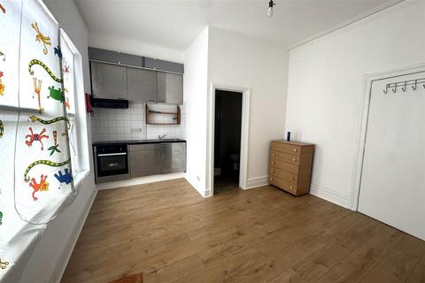 1 bedroom flat to rent, High Street, Harrow Wealdstone, HA3 5DQ