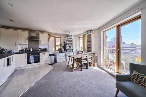 2 bedroom flat for sale, Pancras Way, LONDON, London, E3