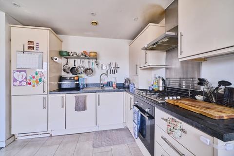2 bedroom flat for sale, Pancras Way, LONDON, London, E3