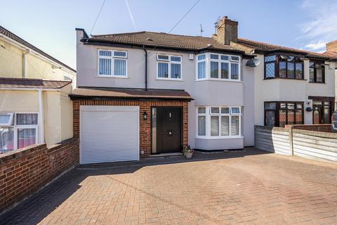 4 bedroom semi-detached house for sale, The Highway, Stanmore