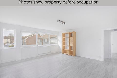 2 bedroom maisonette for sale, High Street, Southgate, N14