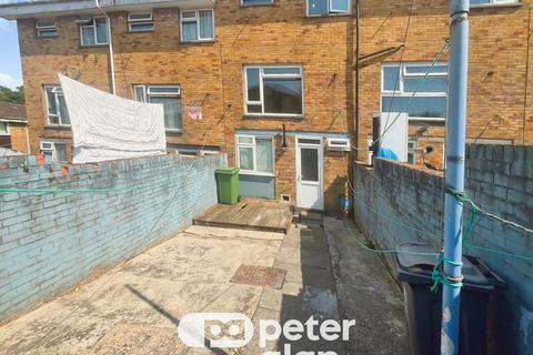 3 bedroom property to rent, Roundwood, Cardiff, CF23