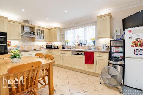 4 bedroom detached house for sale, St Johns Road, Clacton-On-Sea