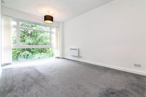 1 bedroom apartment to rent, The Beeches, Manchester M20