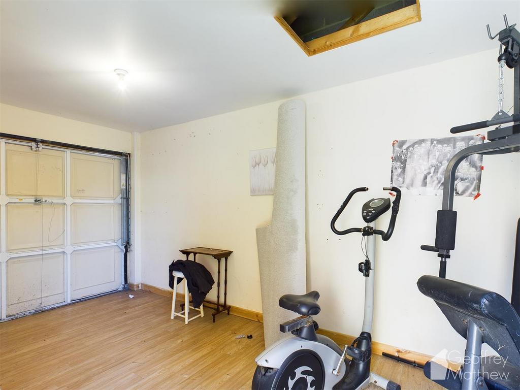 Home gym, garage