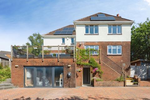 5 bedroom detached house for sale, Bryn Tirion, Llanelli SA15