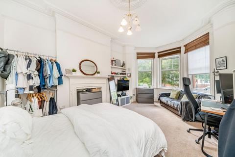 undefined, Milton Park, London N6