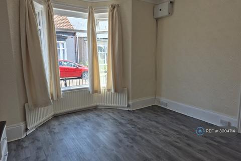 3 bedroom terraced house to rent, Cairo St, Sunderland, SR2