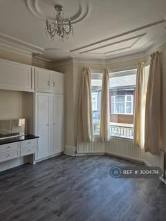 3 bedroom terraced house to rent, Cairo St, Sunderland, SR2