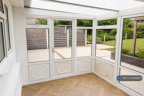 3 bedroom semi-detached house to rent, Eriswell Road, Brandon, IP27