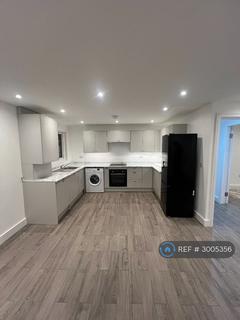 2 bedroom flat to rent, Kimptons Mead, Potters Bar, EN6