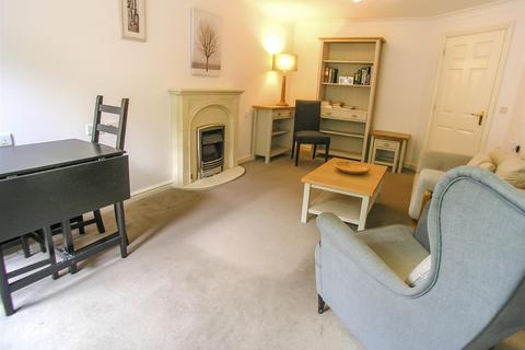1 bedroom apartment for sale, Pritchard Court, Llandaff