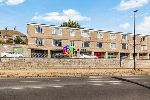 2 bedroom flat to rent, Richmond Road, Sheffield, S13