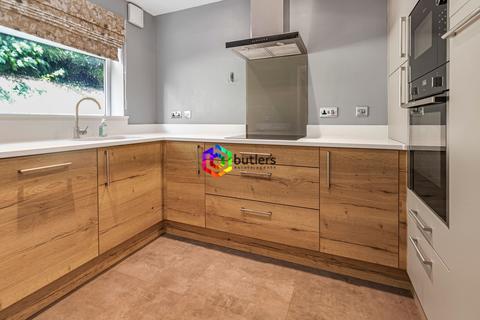 2 bedroom flat to rent, Richmond Road, Sheffield, S13