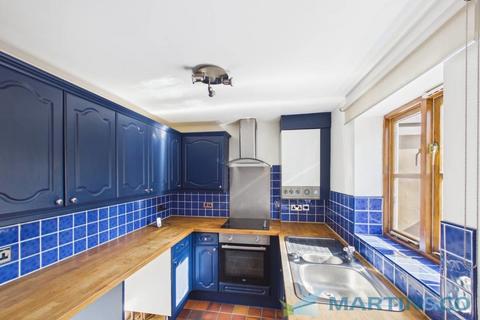 2 bedroom end of terrace house to rent, Lawson Mews, Tonbridge TN9