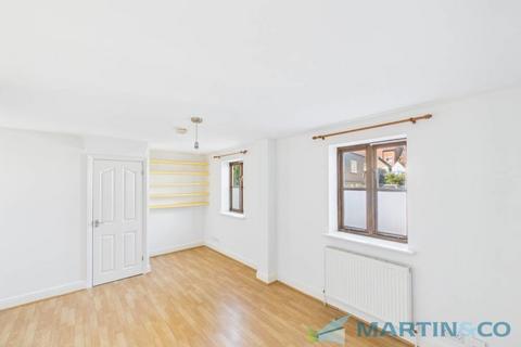 2 bedroom end of terrace house to rent, Lawson Mews, Tonbridge TN9