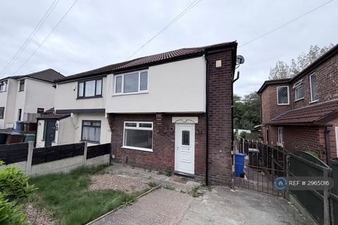 2 bedroom semi-detached house to rent, Hawkstone Avenue, Manchester, M43