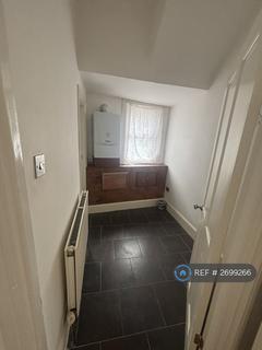 undefined, Bensham Manor Road, Thornton Heath, CR7