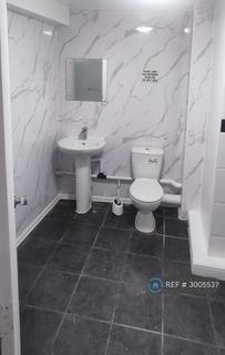 3 bedroom maisonette to rent, Marriott Street, Semilong, Northampton, NN2