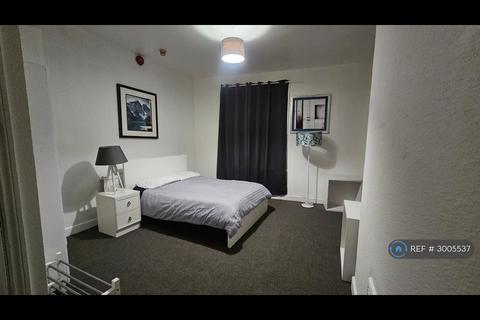 3 bedroom maisonette to rent, Marriott Street, Semilong, Northampton, NN2
