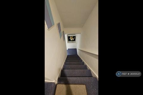 3 bedroom maisonette to rent, Marriott Street, Semilong, Northampton, NN2