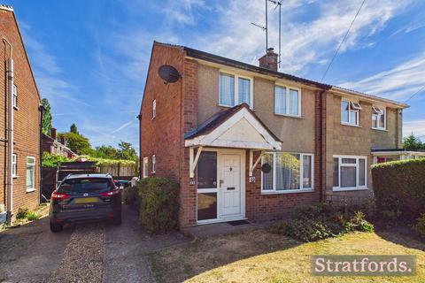 3 bedroom semi-detached house to rent, Newton Road, Bletchley, MK3