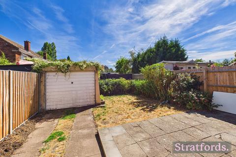 3 bedroom semi-detached house to rent, Newton Road, Bletchley, MK3