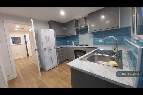 3 bedroom terraced house to rent, Cumberlow Place, Hemel Hempstead, HP2