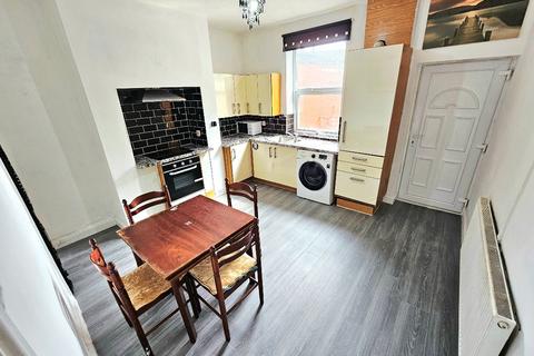2 bedroom terraced house to rent, Melrose Street, Newton Heath, Manchester, M40